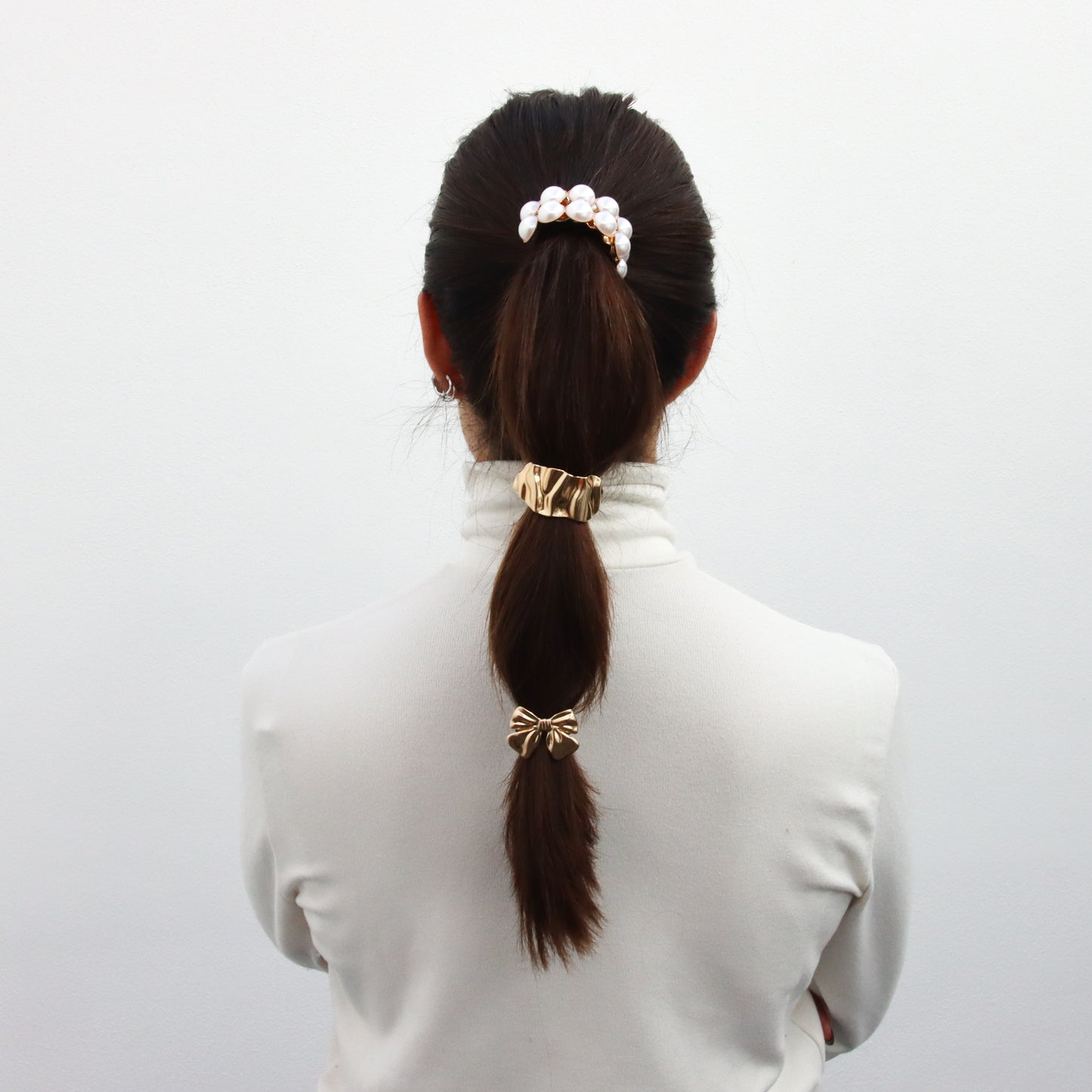 Hair Cuff White Pearls