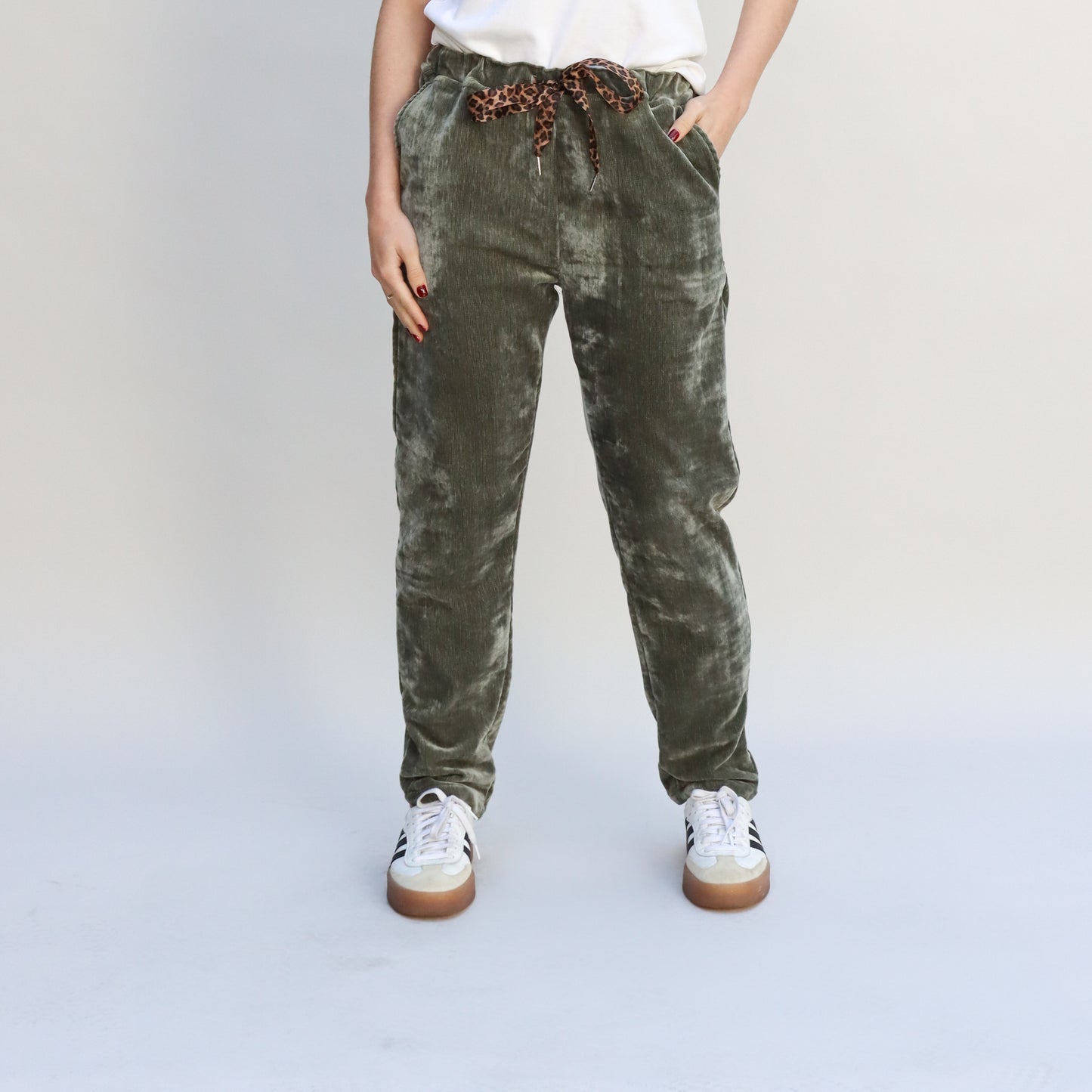 Pantalón Jogger Micropana Verde