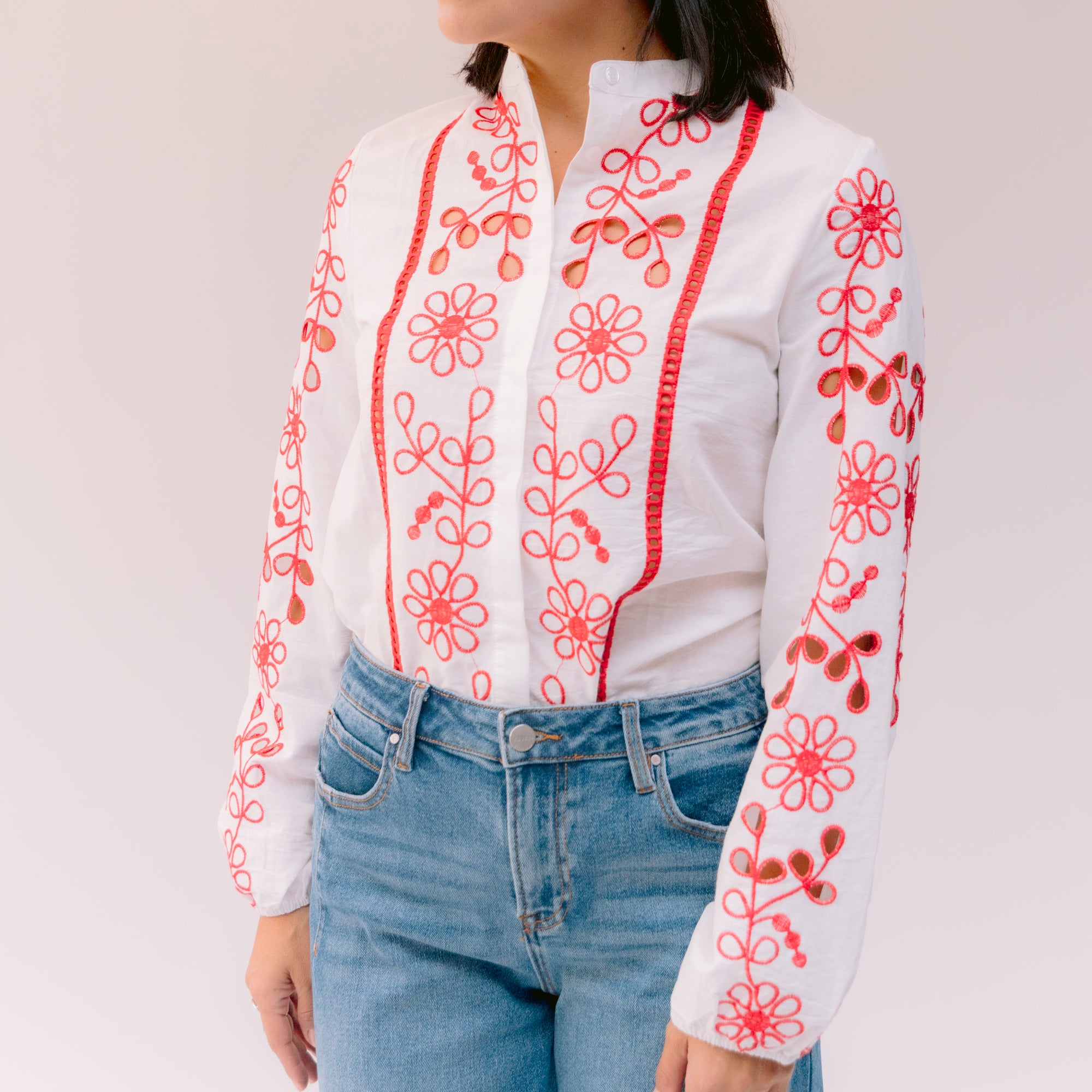 Camisa Bordado Flores Rojas