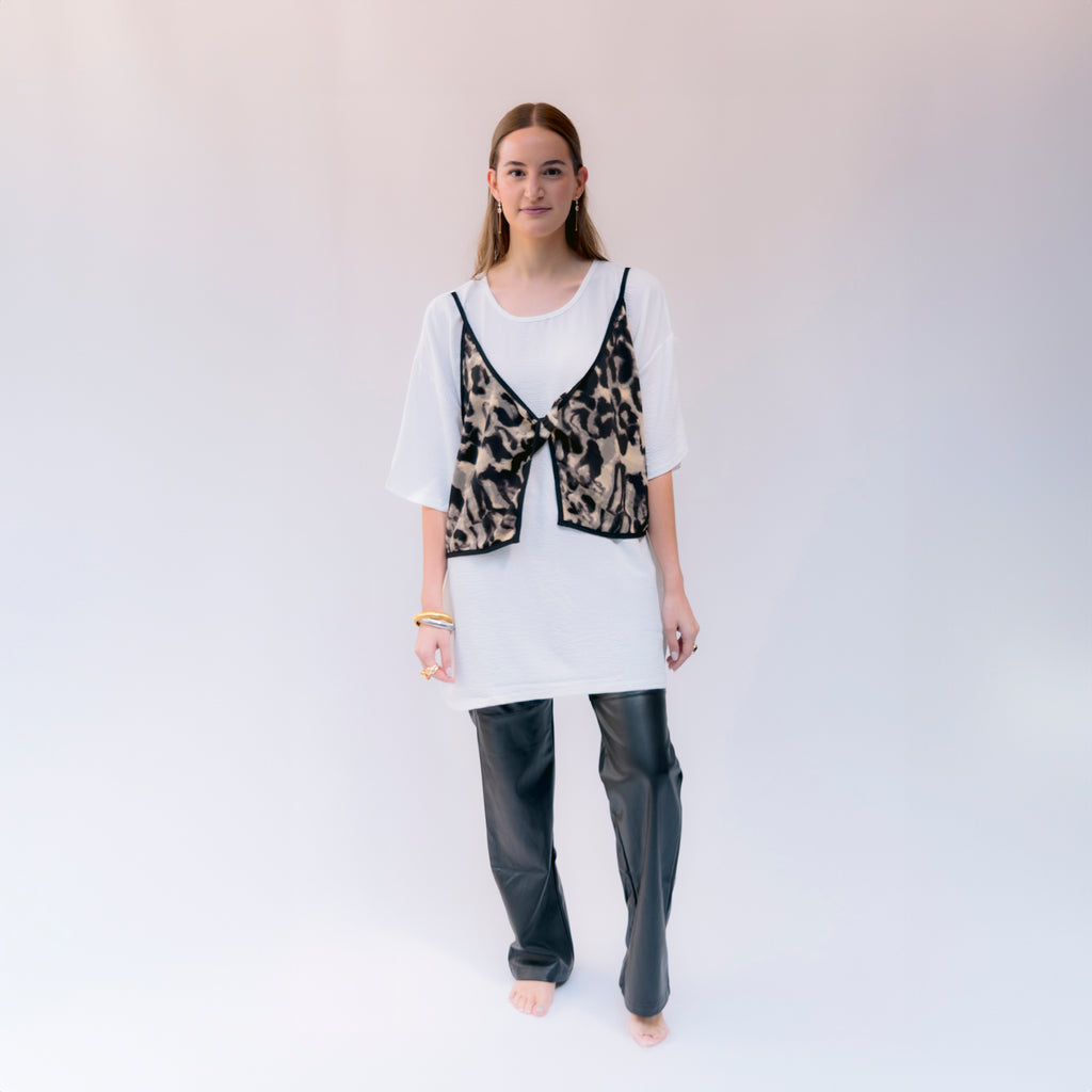 Blusa Blanca con Top Animal Print