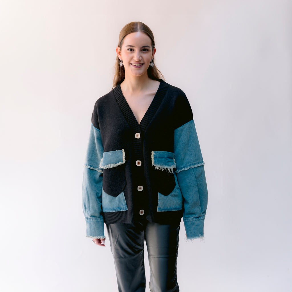 Cardigan Negro y Mezclilla