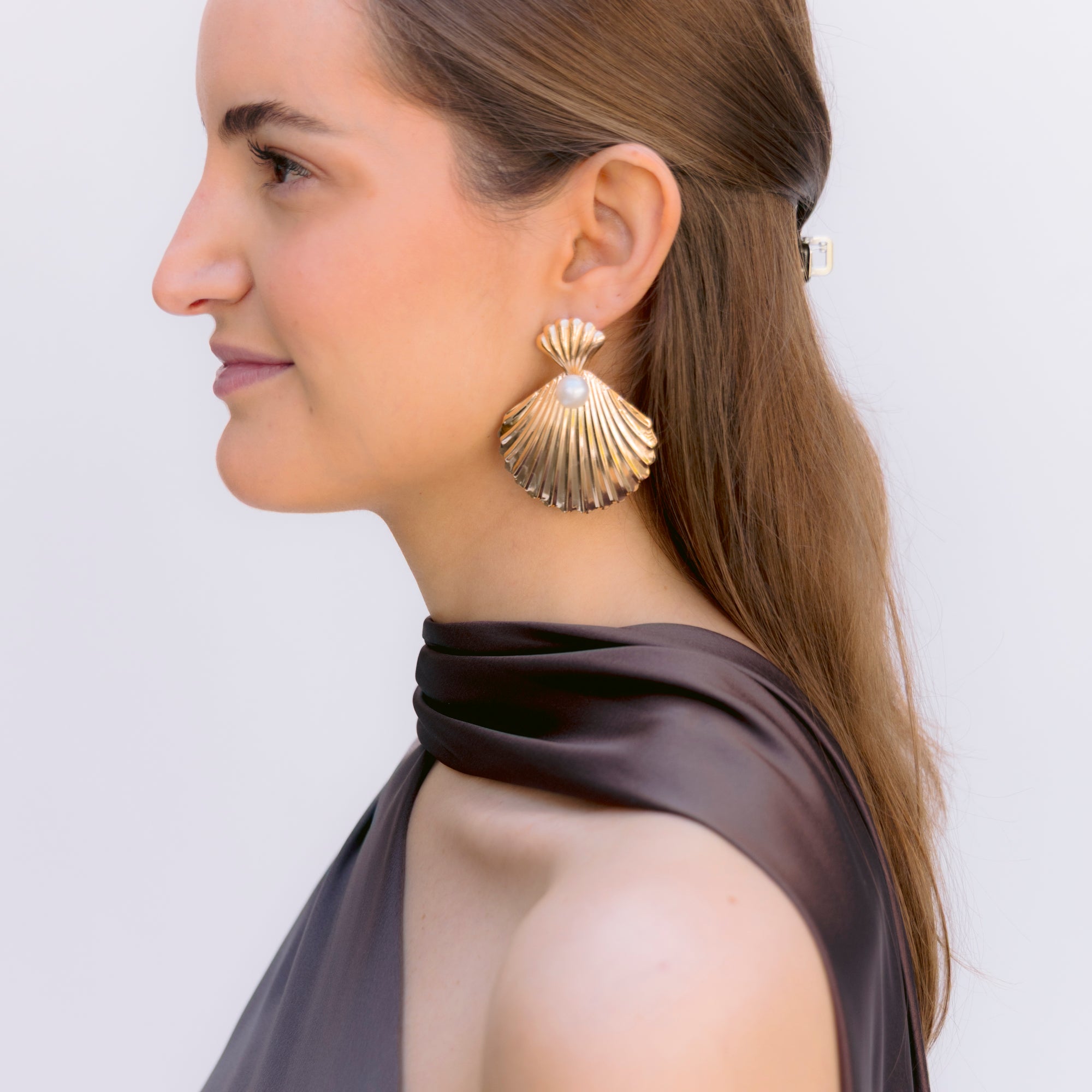 Top Satinado asimétrico Café