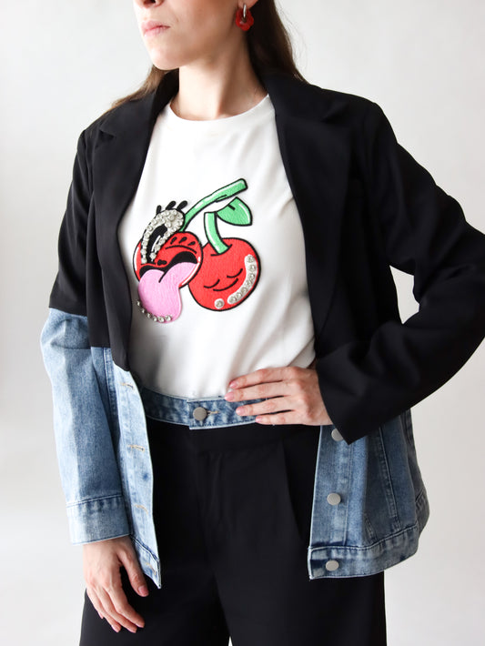 Blusa Blanca Cerezas