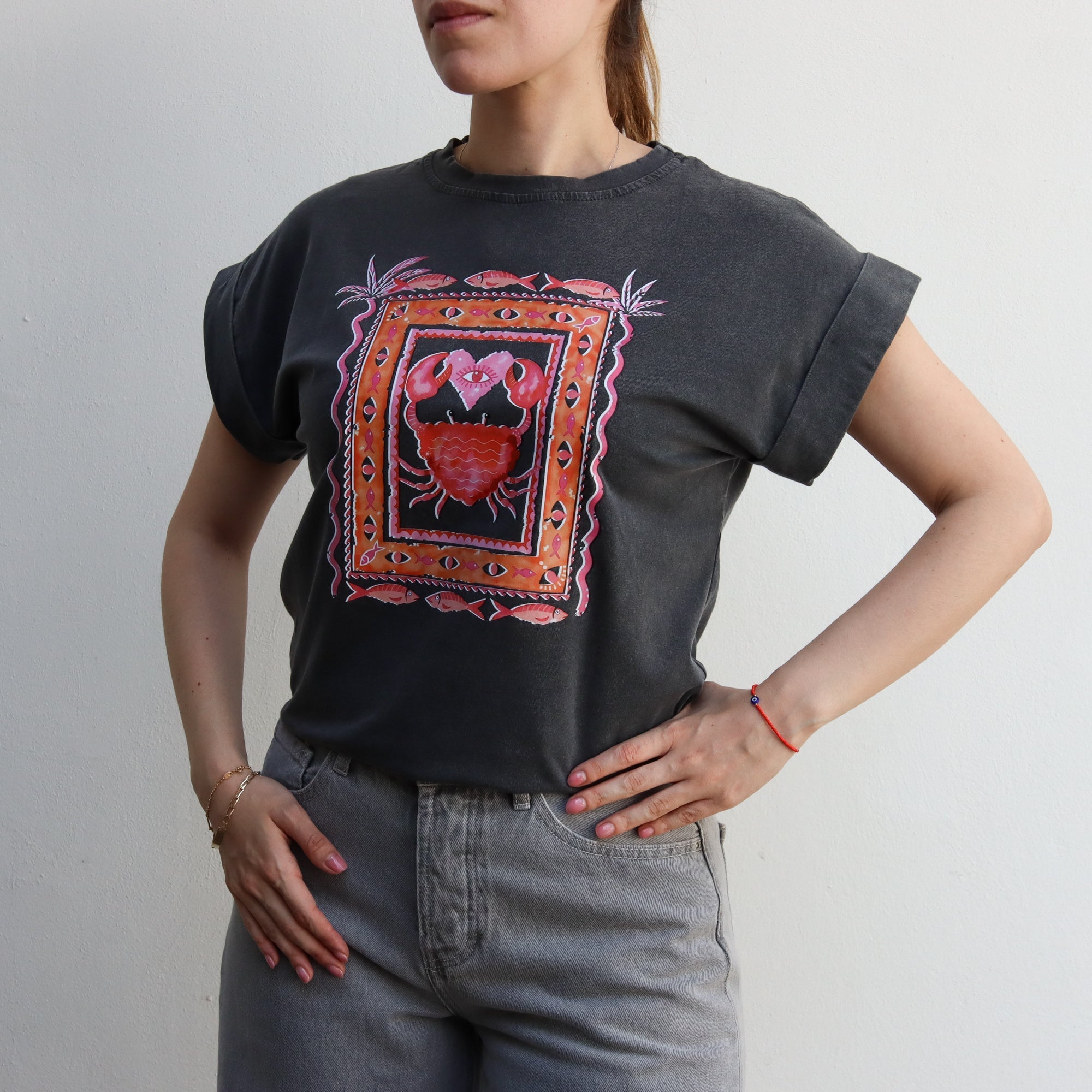 T-shirt gris cangrejo