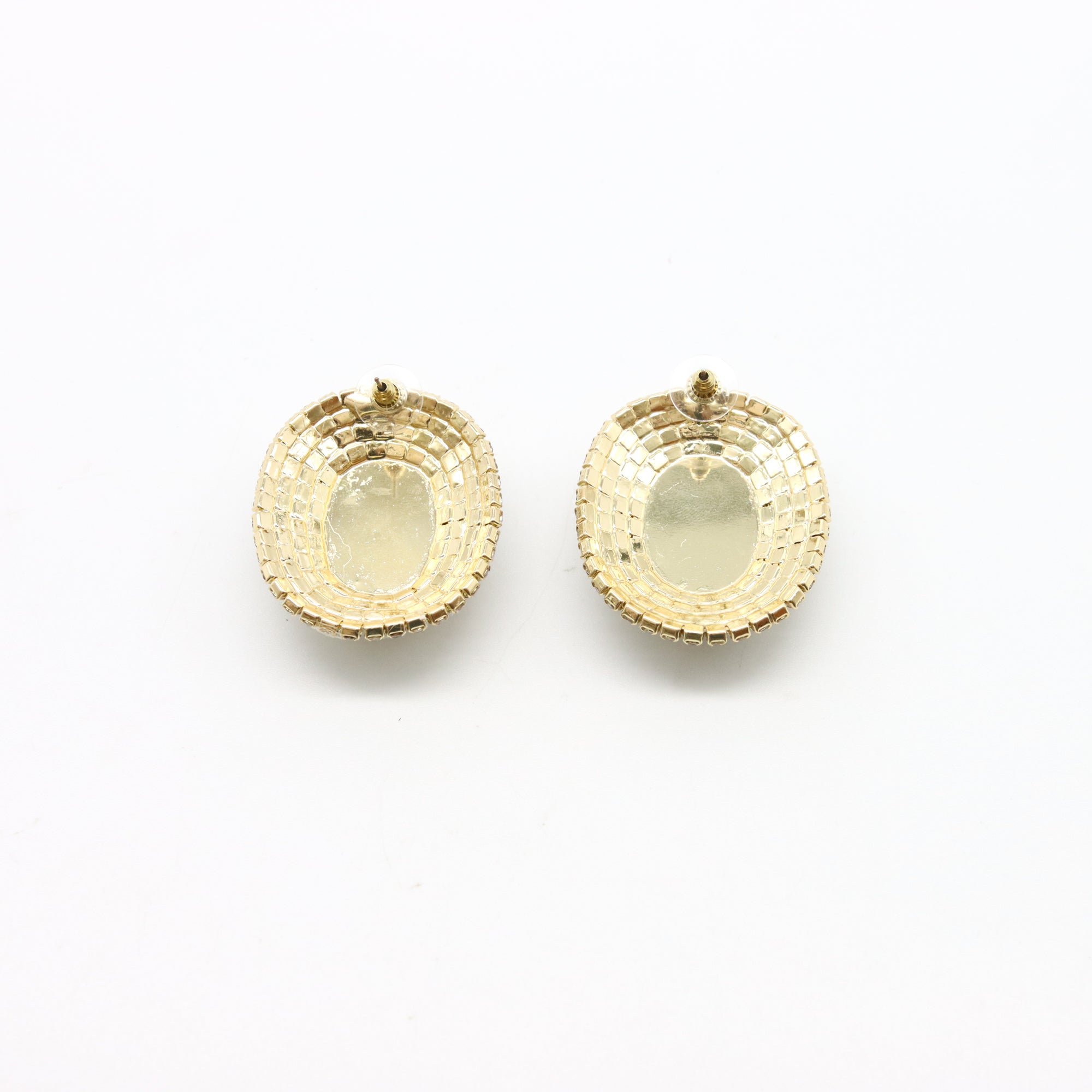 Aretes Circulares Brillantes con Baño de Rodio y Centro de Cristal Facetado