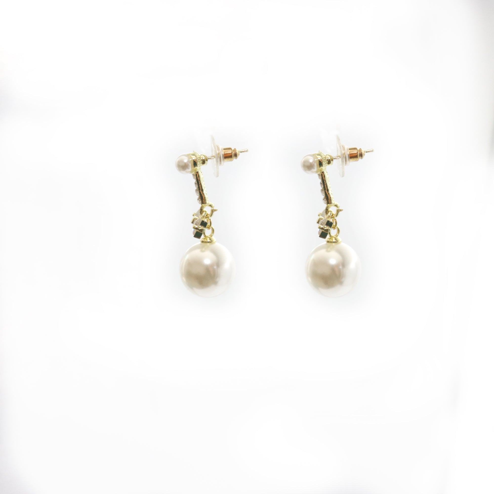 Aretes Glamour de Perlas y Cristales