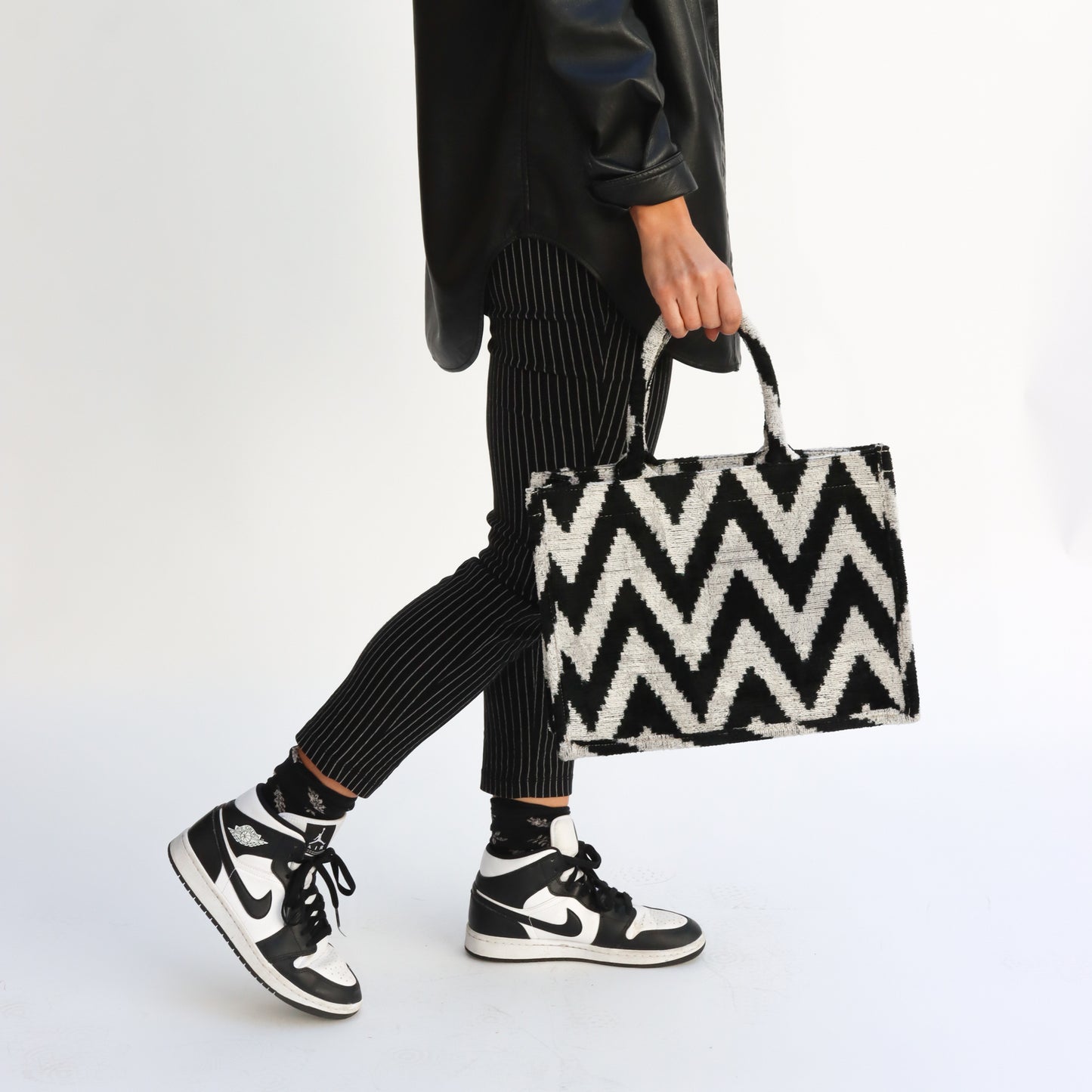 Bolsa Chica Blanco y Negro "Zig Zag"