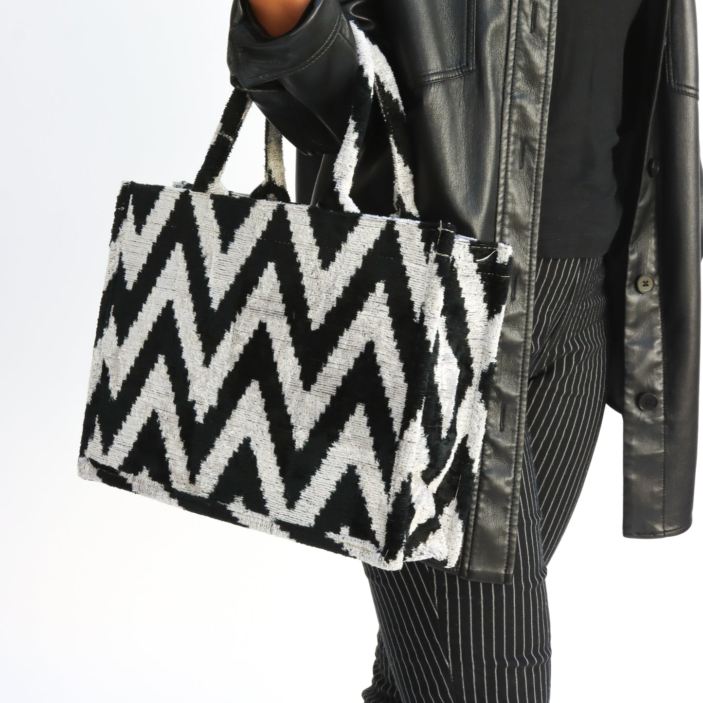 Bolsa Chica Blanco y Negro "Zig Zag"