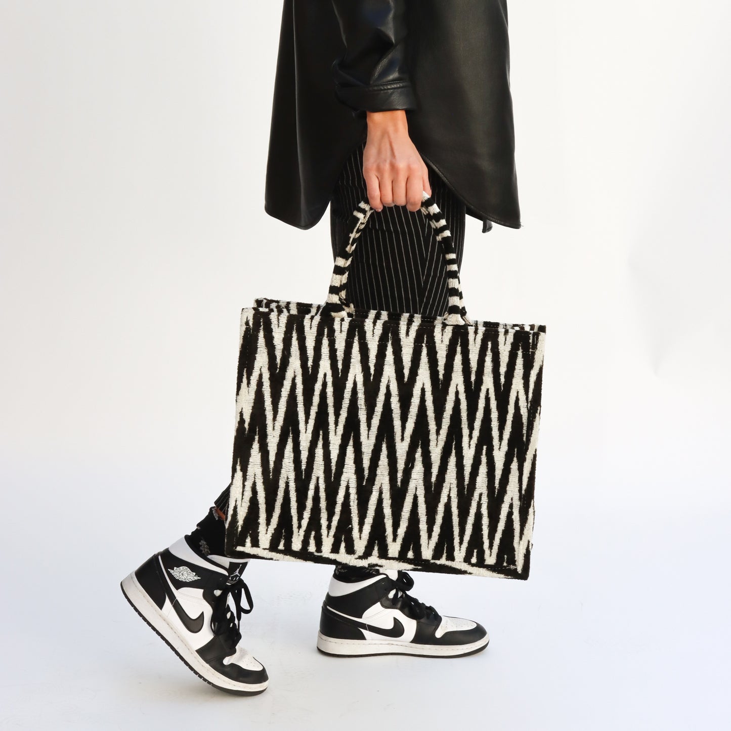 Bolsa Grande Blanco y Negro "Zig Zag"