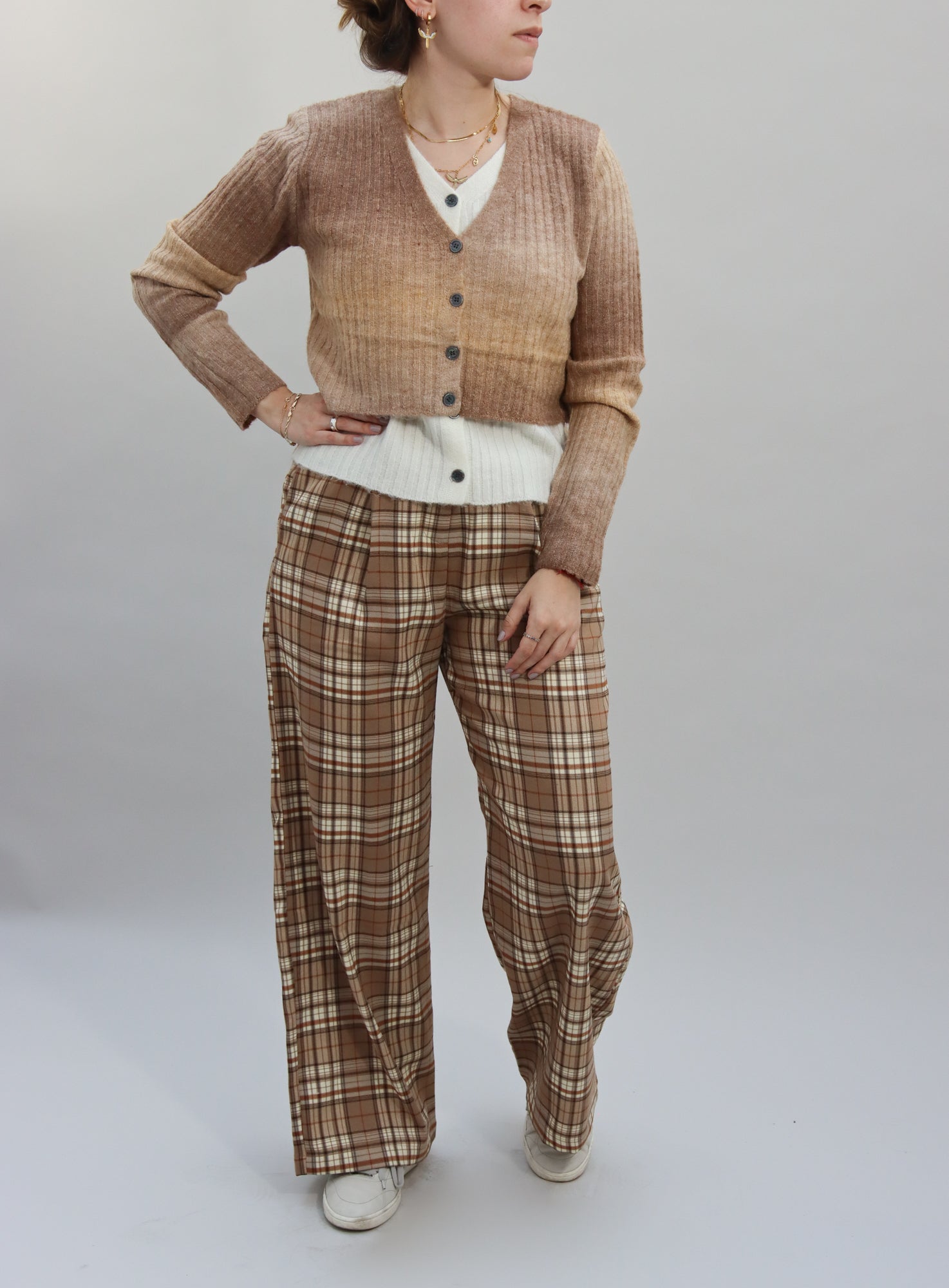 Pantalón Cuadros Tonos Beige