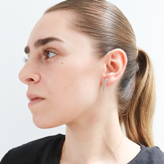 Aretes Hoja de Roble Cristalina en Tonos Plateado