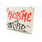 Bolsa Artistica tipo sobre "KISS ME"