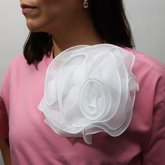 Playera Rosa con Flor Blanca