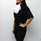 Playera Negra con Flor Blanca